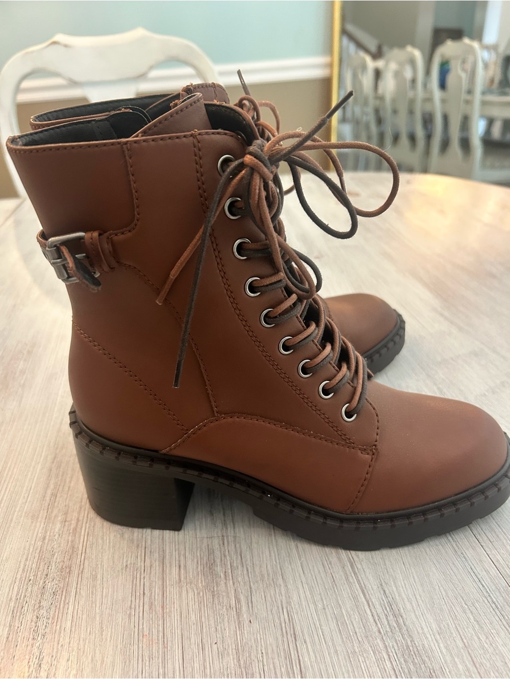 Zodiac Paxton Lace-Up Combat Boots Brown Size 7.5 Block Heel NEW